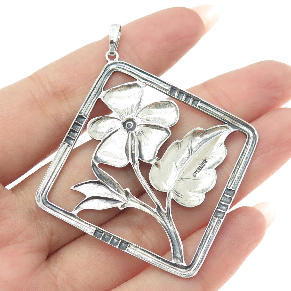 925 Sterling Silver Antique Art Deco Flower Square Oxidized Pendant