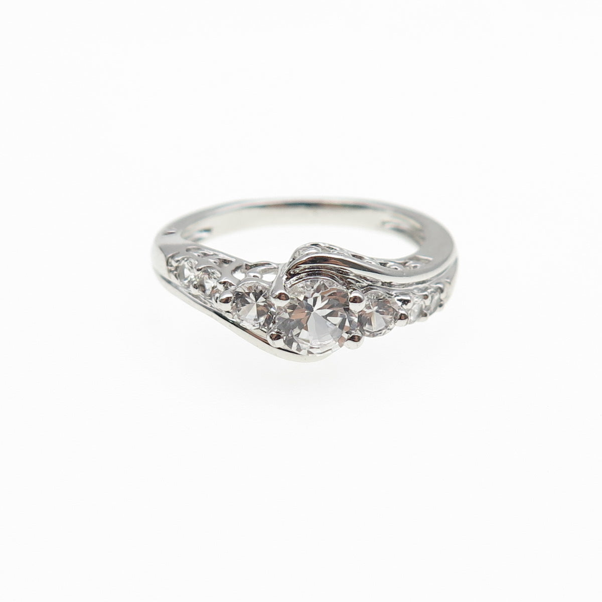 SUN 925 Sterling Silver Round-Cut C Z Engagement Ring Size 7
