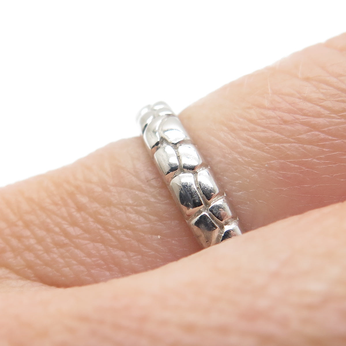 925 Sterling Silver Dragon Skin Band Ring Size 6.75