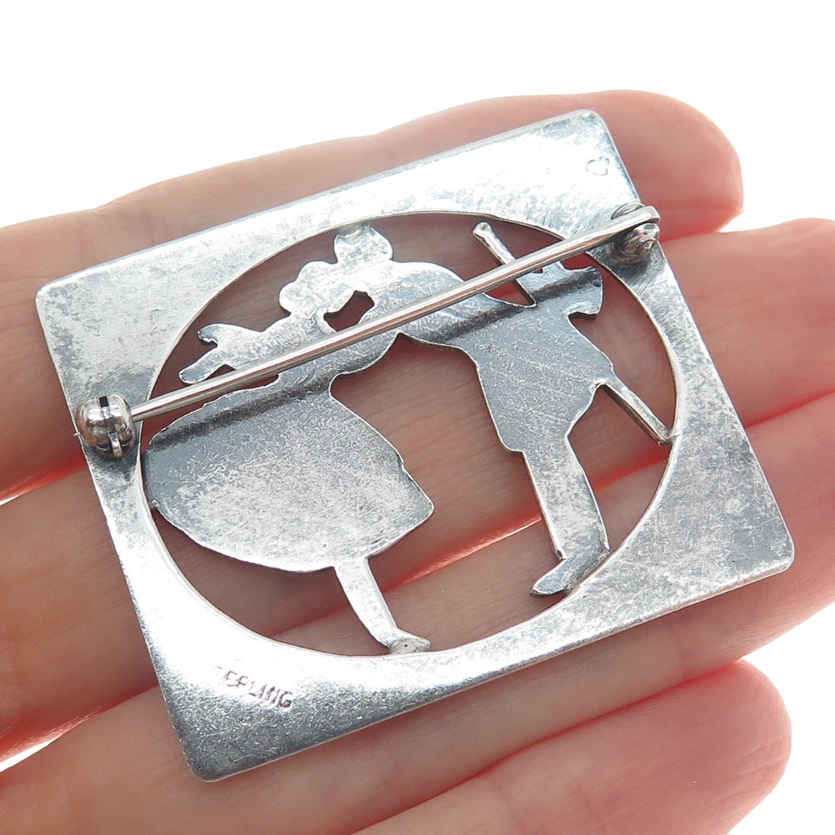 925 Sterling Silver Vintage Courting Couple Scene Floral Oxidized Pin Brooch