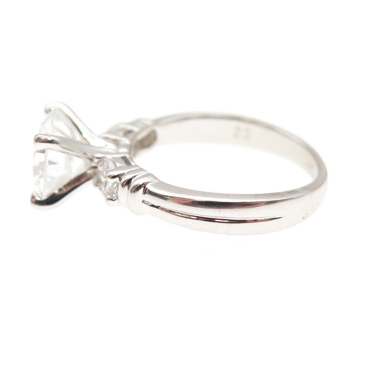 925 Sterling Silver Round-Cut C Z Engagement Ring Size 5.25