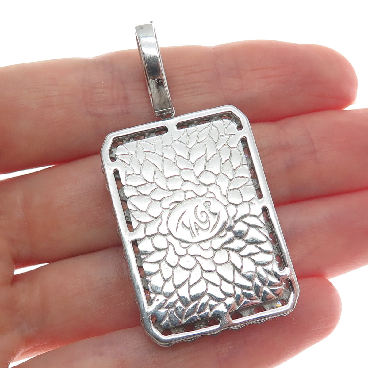 DESIGNS BY YAGI 925 Sterling Silver Round-Cut C Z Sparkle Pendant