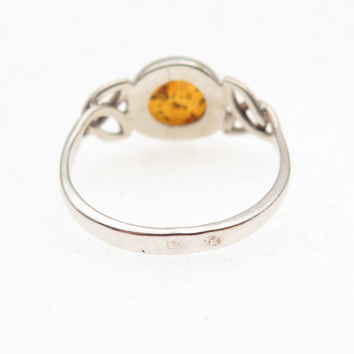 925 Sterling Silver Vintage Poland Real Amber Celtic Trinity Knot Ring Size 7.25