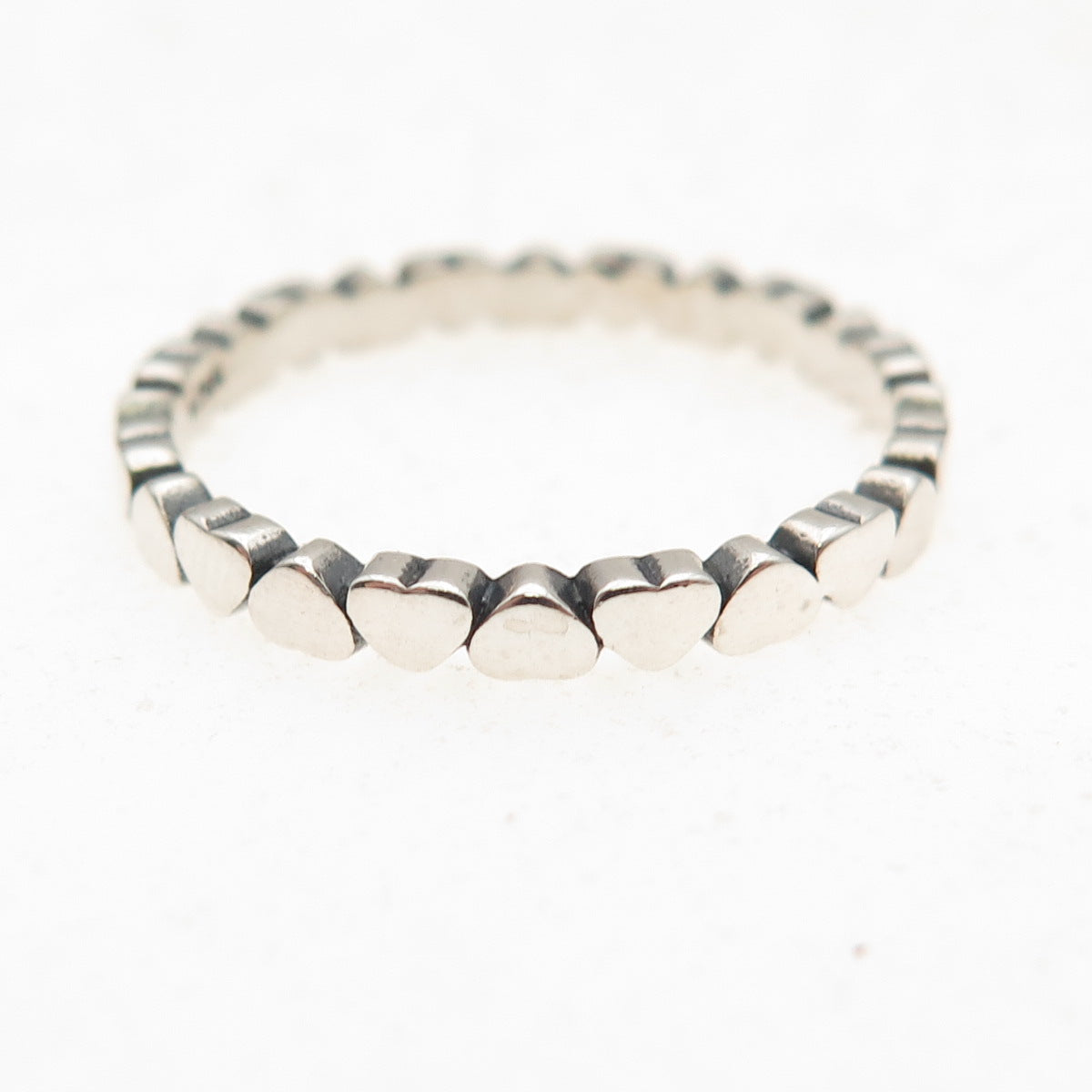 925 Sterling Silver Vintage Heart All Around Oxidized Band Ring Size 8