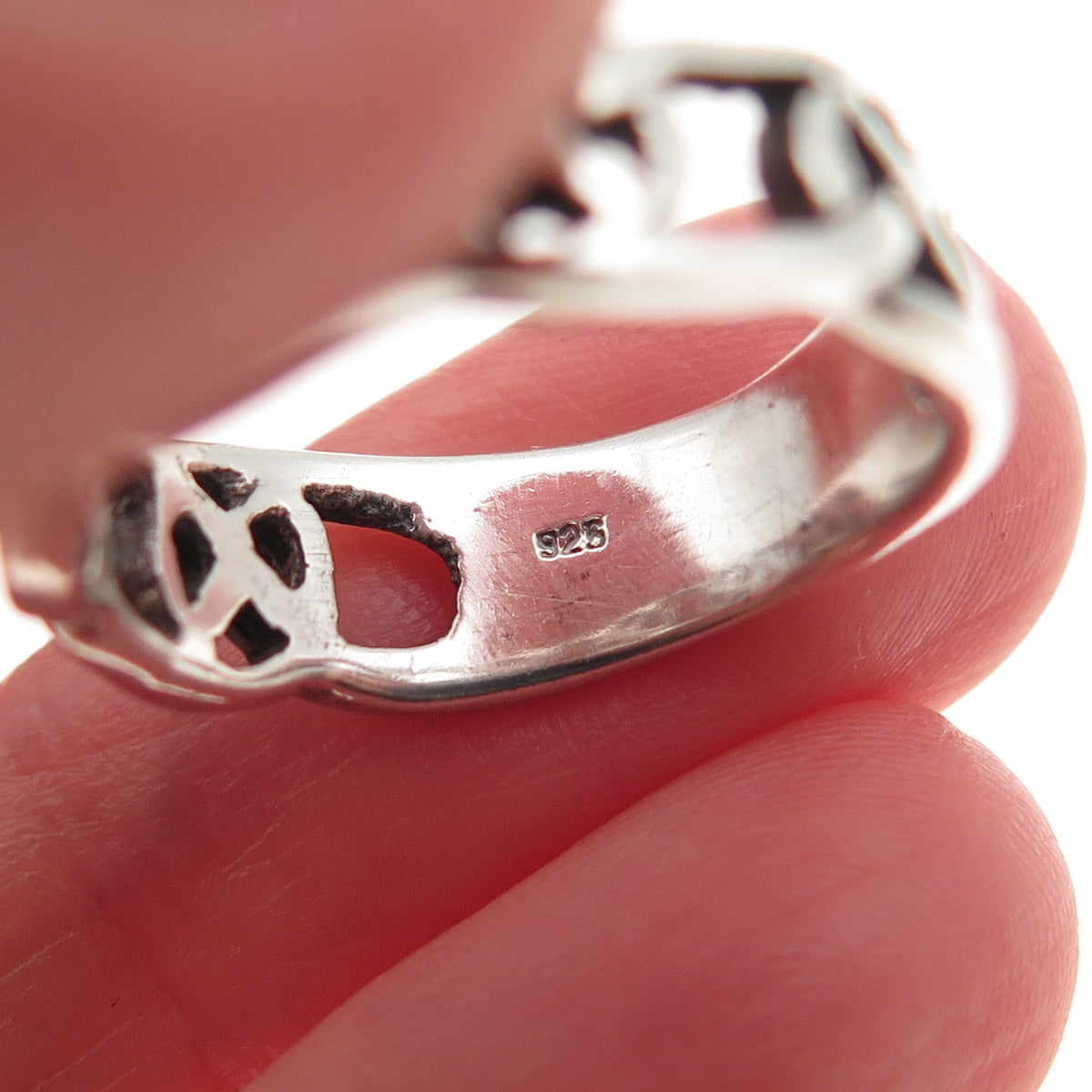 925 Sterling Silver Vintage Celtic Knot Oxidized Band Ring Size 5.5