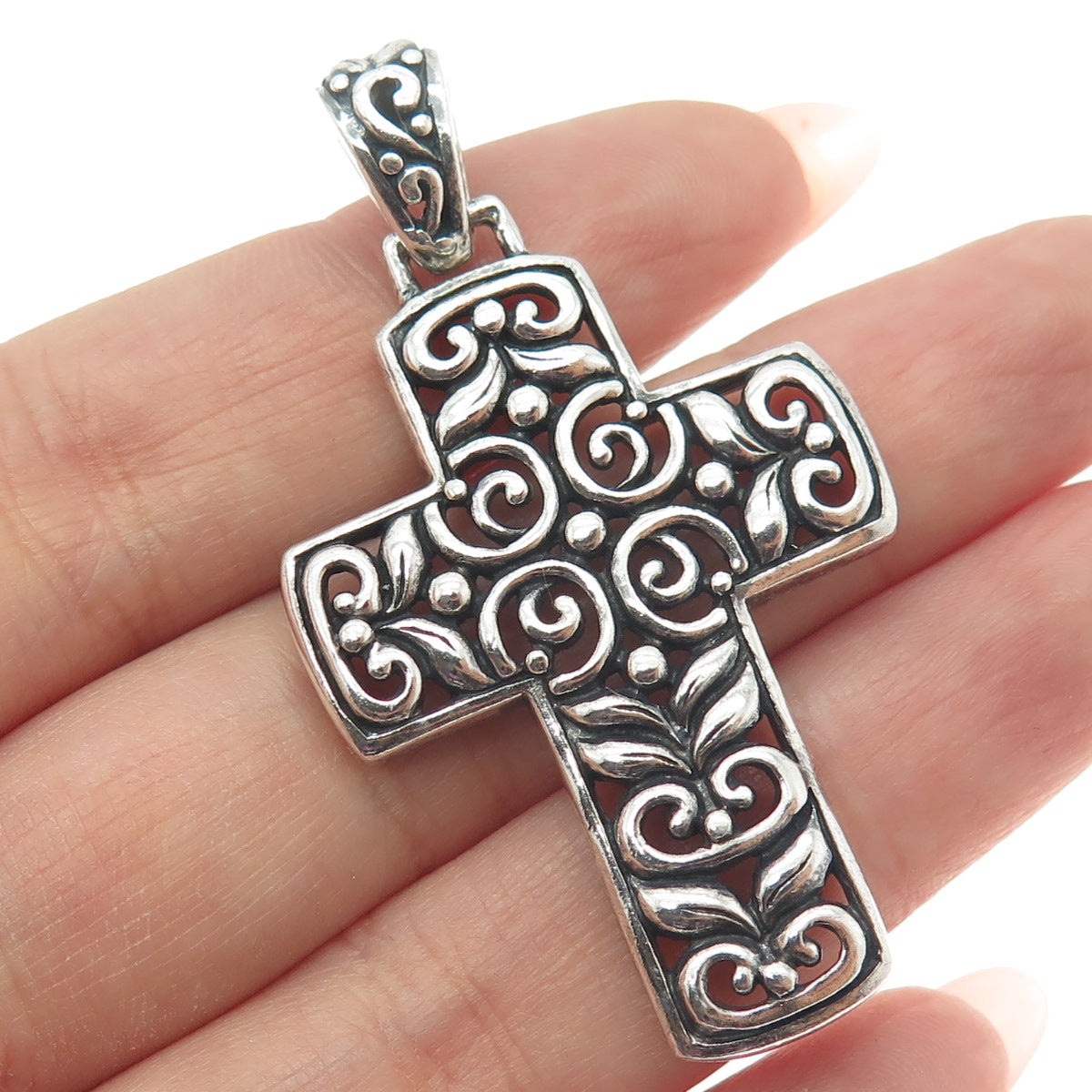 925 Sterling Silver Vintage Ornate Floral Cross Oxidized Pendant