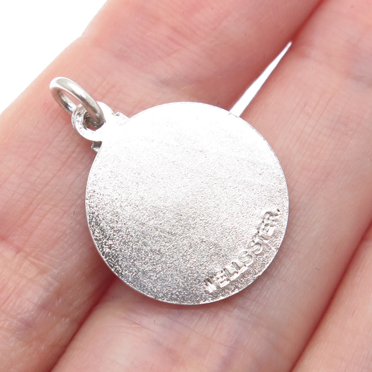 WELLS 925 Sterling Silver Vintage 21 Plus Minimalist Charm Pendant
