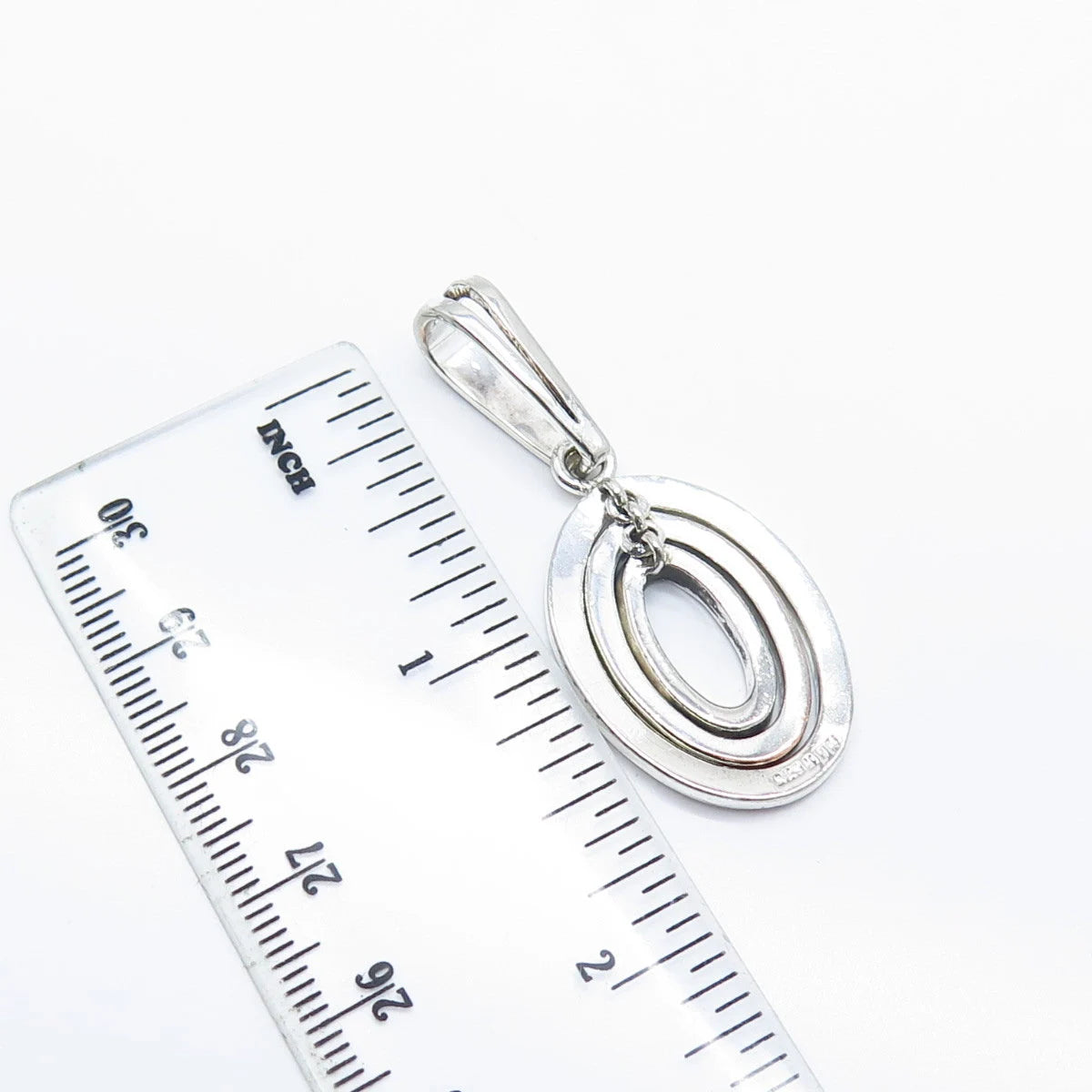 925 Sterling Silver Vintage Triple Oval Pendant