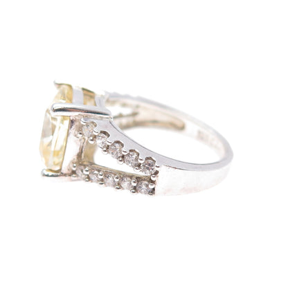925 Sterling Silver Vintage Canary & White C Z Ring Size 5.25