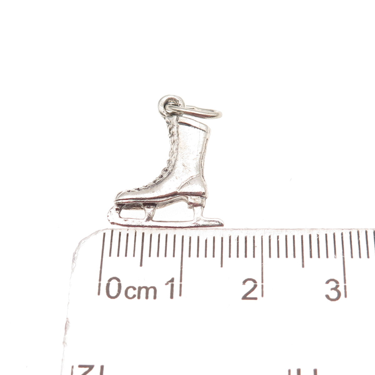 Beau 925 Sterling Silver Vintage Ice Skating Shoe Oxidized Charm Pendant