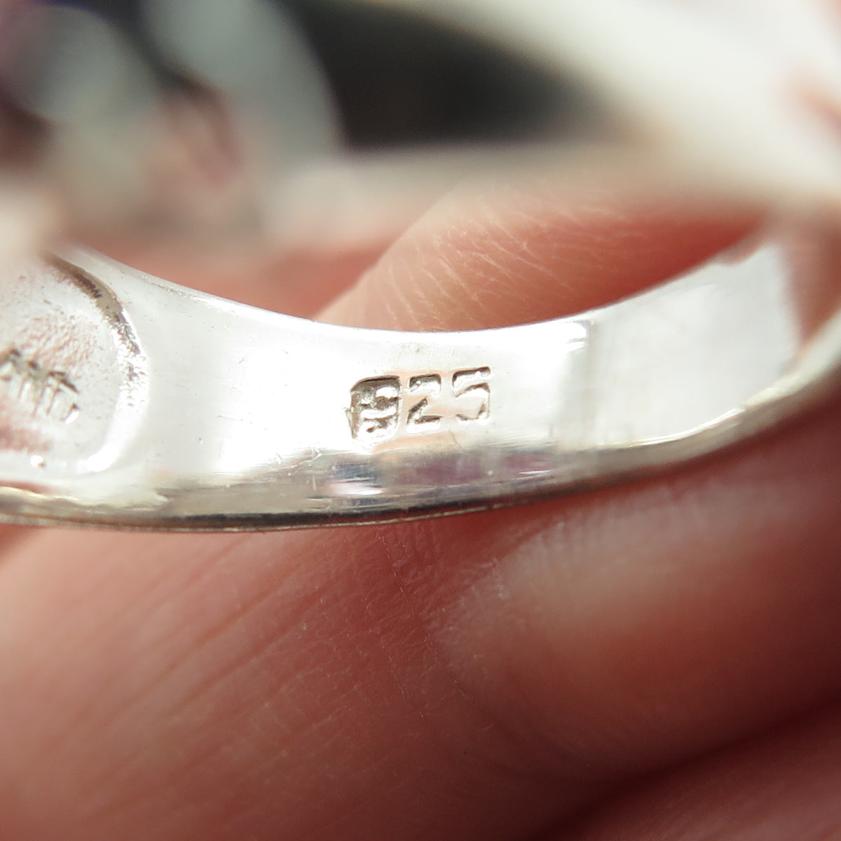 925 Sterling Silver Real Amethyst Gemstone Minimalist Ring Size 9