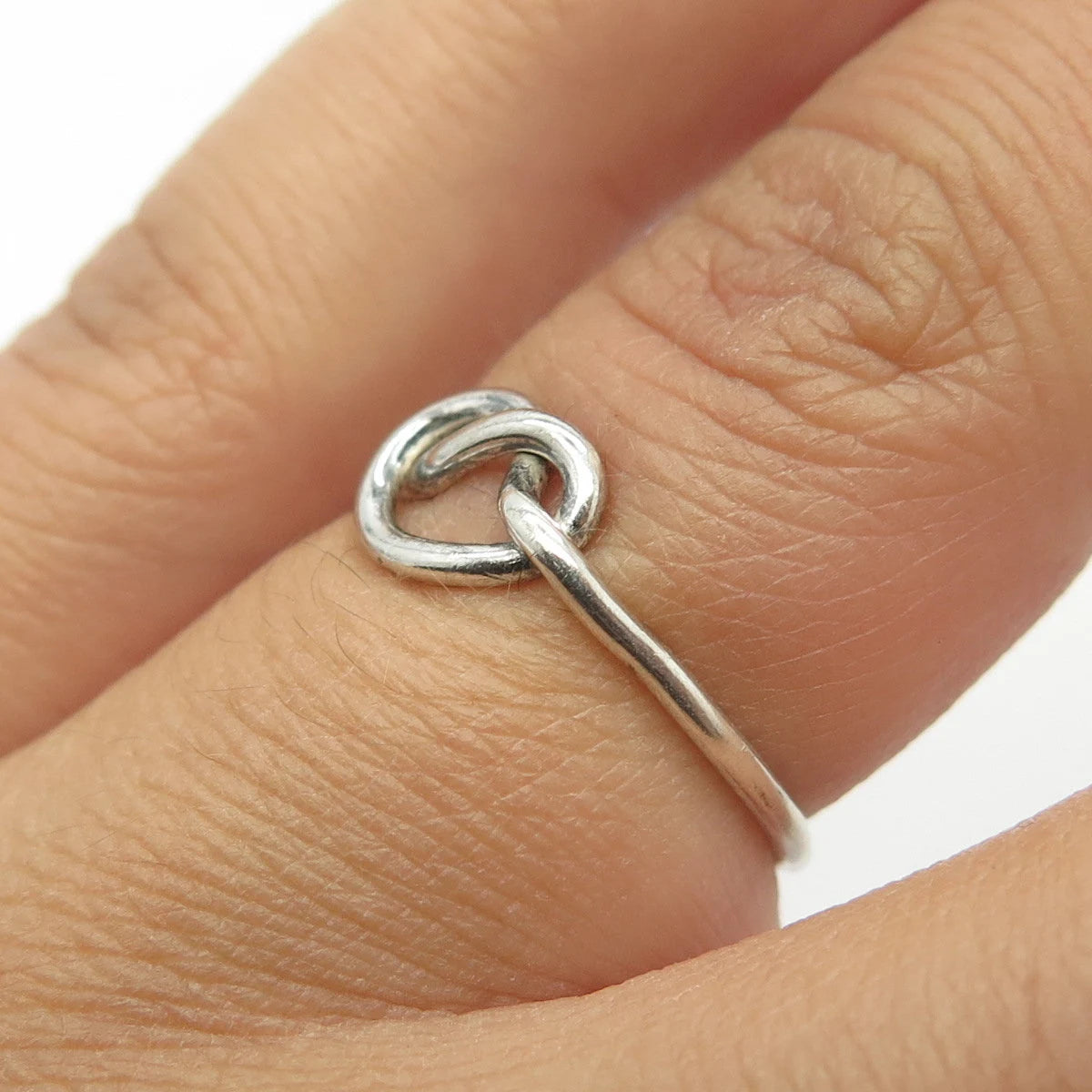 925 Sterling Silver Vintage Heart Knot Ring Size 5