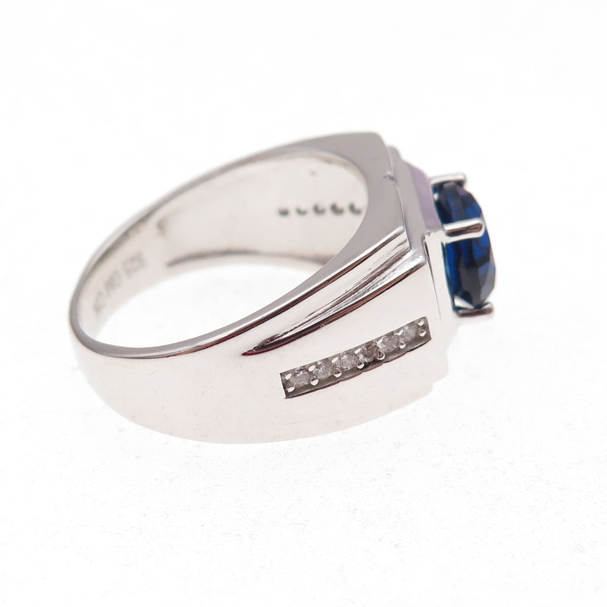 925 Sterling Silver Round-Cut Blue & White C Z Ring Size 8.5