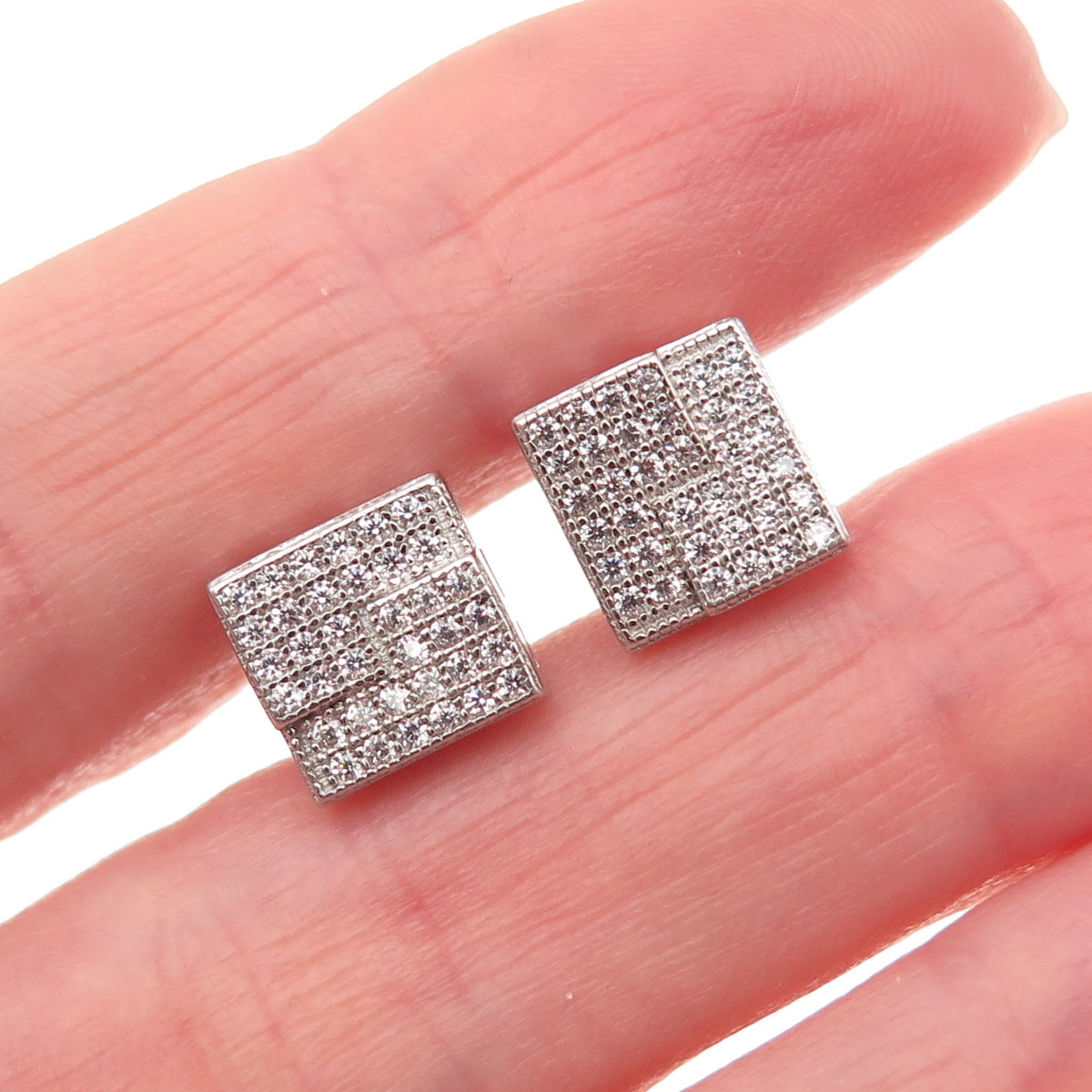 925 Sterling Silver Round-Cut C Z Stud Earrings