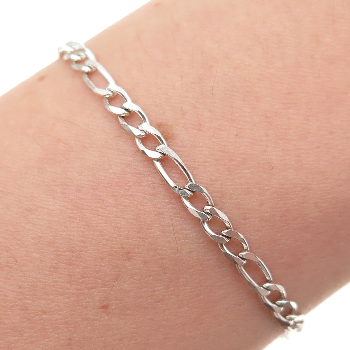 925 Sterling Silver Vintage Italy Figaro Link Bracelet 7"