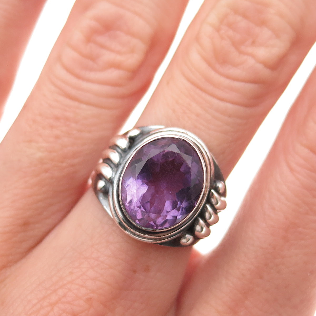 925 Sterling Silver Vintage Real Amethyst Modernist Oxidized Ring Size 7
