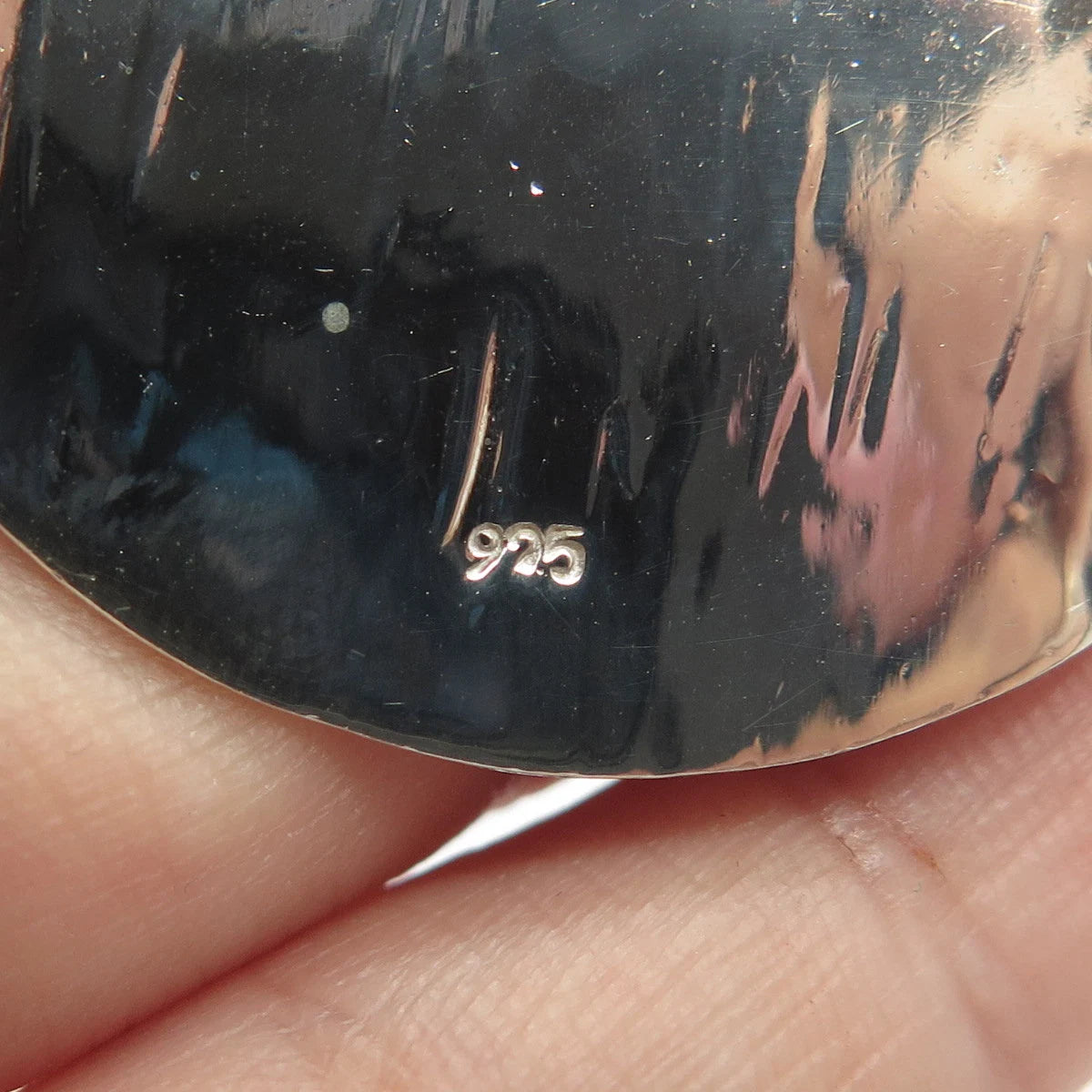 925 Sterling Silver Vintage Textured Cutout Oval Pendant