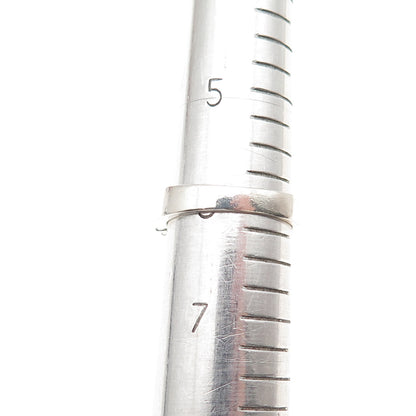 925 Sterling Silver Round-Cut C Z Ribbed Ring Size 6