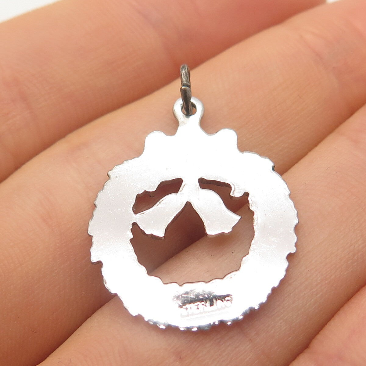 925 Sterling Silver Vintage Enamel Christmas Wreath Pendant