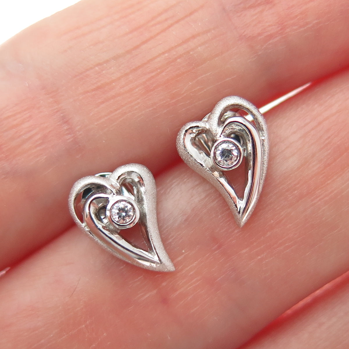 925 Sterling Silver Round-Cut C Z Modernist Heart Earrings