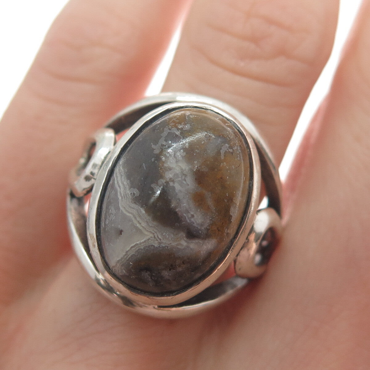 925 Sterling Silver Vintage Real Cabochon Agate Modernist Ring Size 9.25