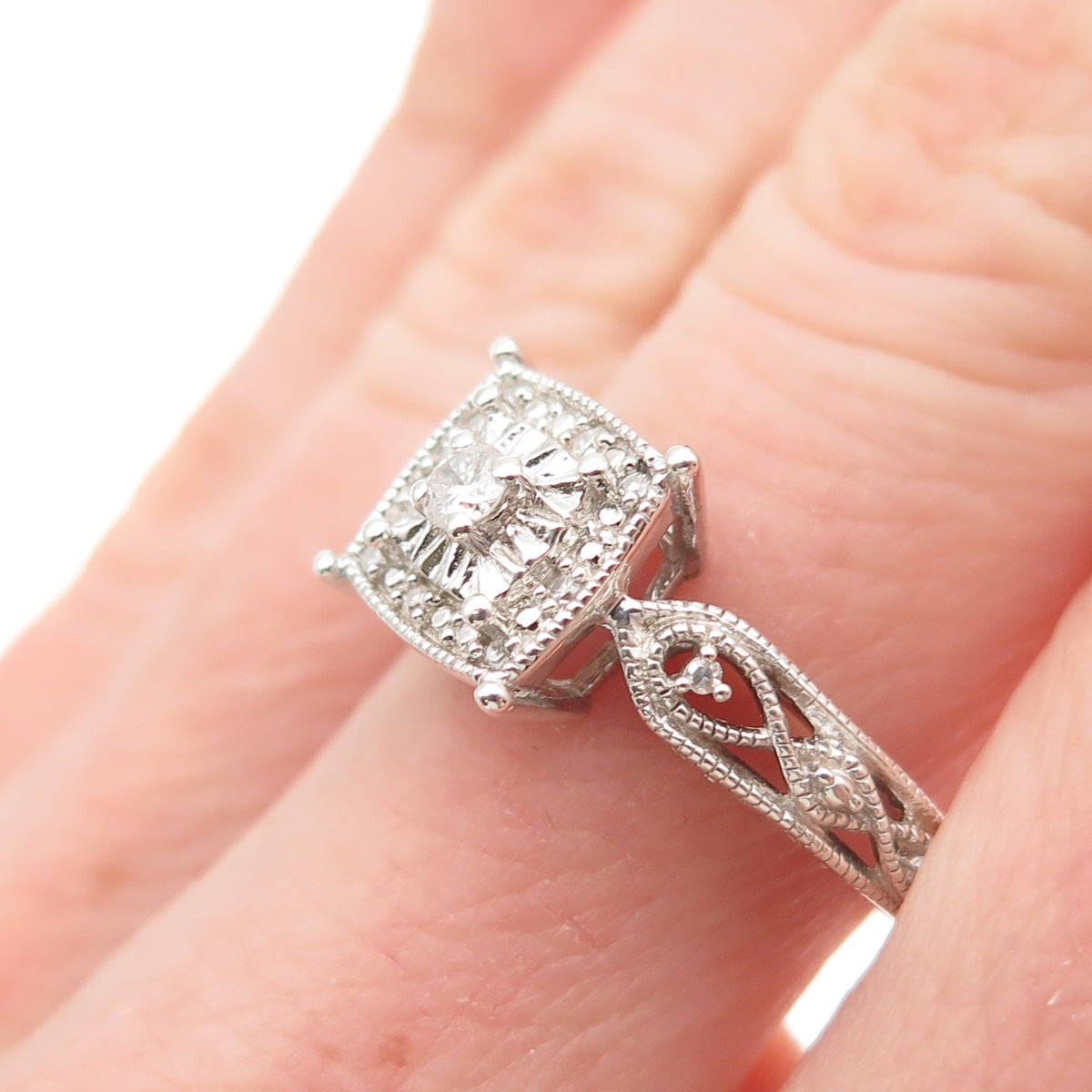 925 Sterling Silver Real Round-Cut Diamond Engagement Ring Size 7