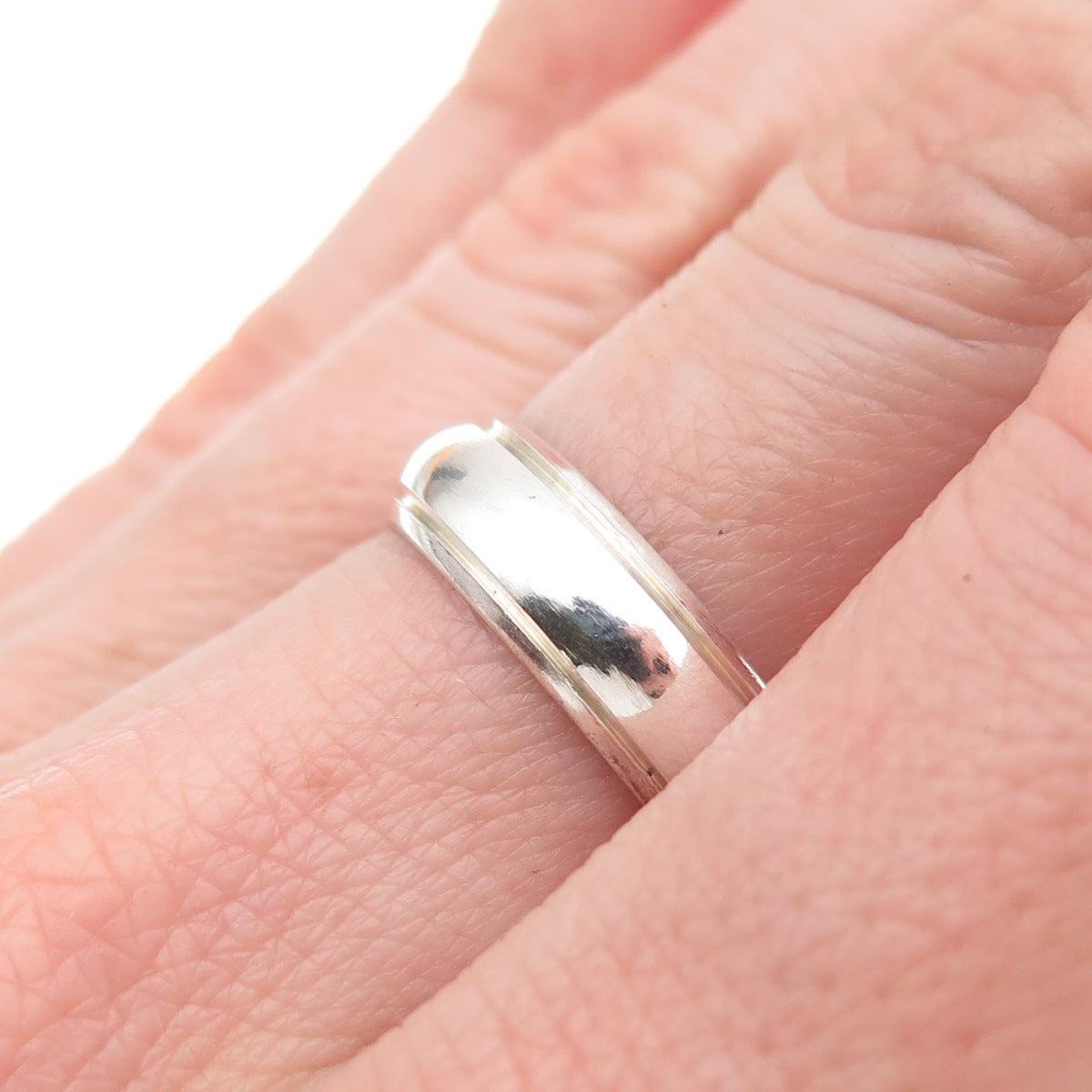 925 Sterling Silver Vintage Wedding Band Ring Size 7
