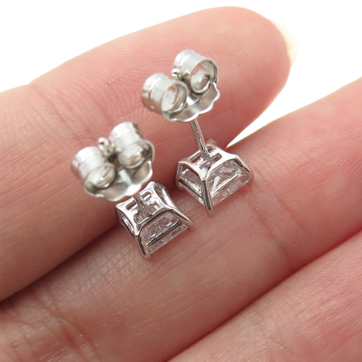 925 Sterling Silver Princess-Cut Shaped White C Z Stud Earrings