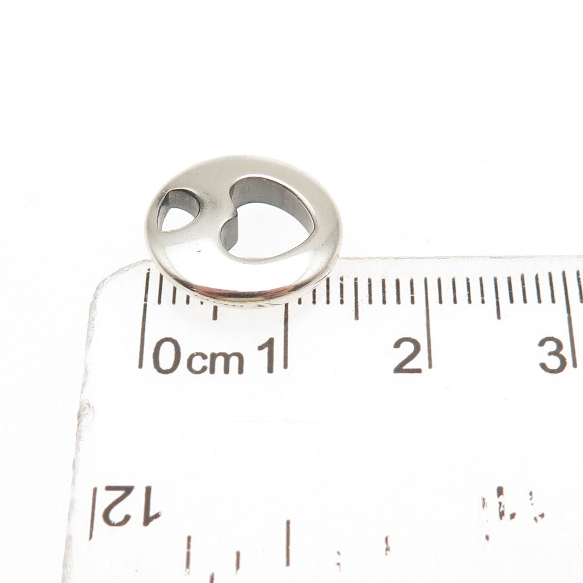Tiffany & Co. 925 Sterling Silver Vintage 1999 Heart Disc Mini Charm Pendant
