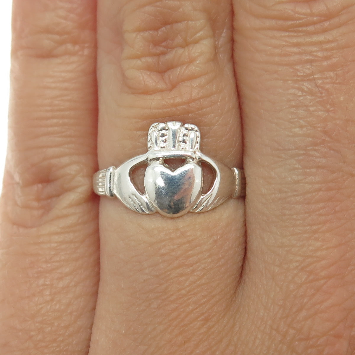 925 Sterling Silver Vintage Irish Claddagh Ring Size 7.25