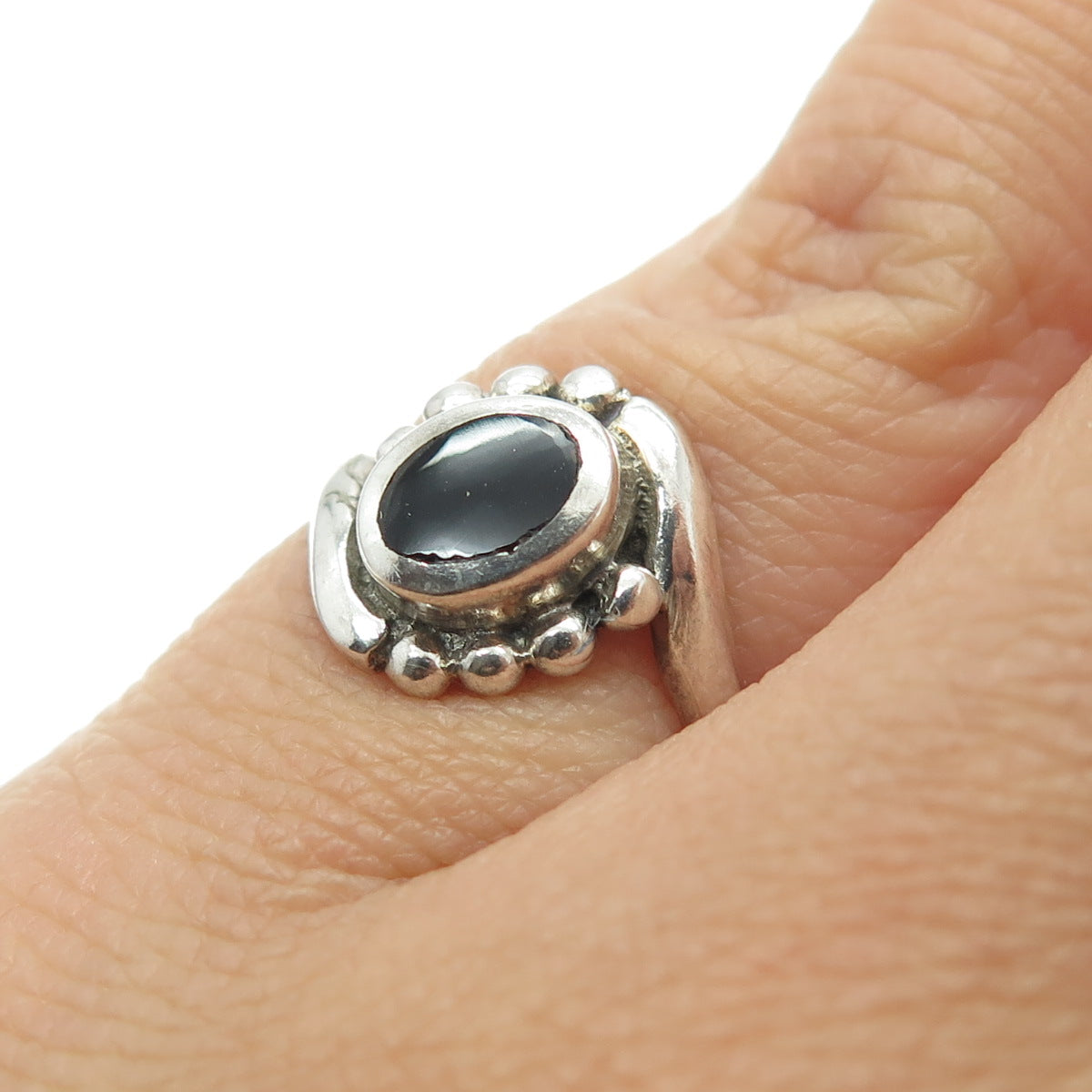 925 Sterling Silver Vintage Real Black Onyx Granulated Bypass Ring Size 5