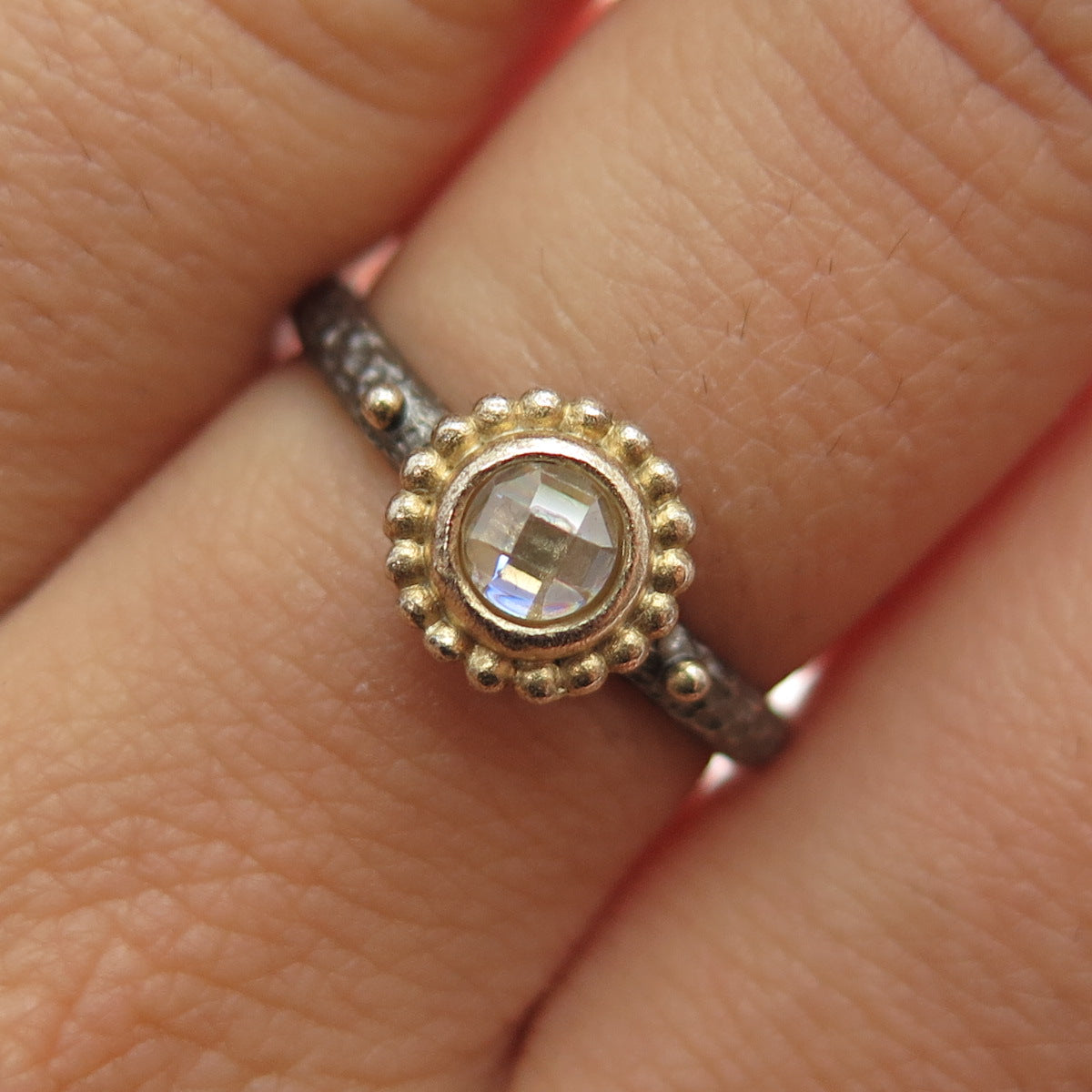 JOEY J. 925 Sterling Silver 2-Tone C Z Oxidized Hammered Ring Size 7