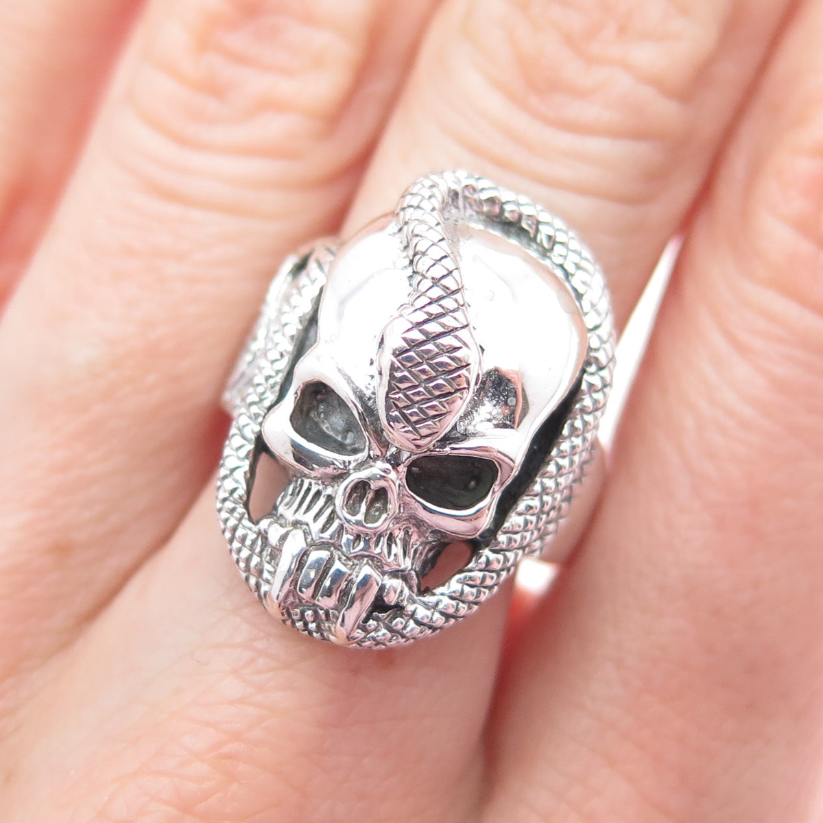 925 Sterling Silver Vintage Skull & Snake Oxidized Biker Ring Size 8.75