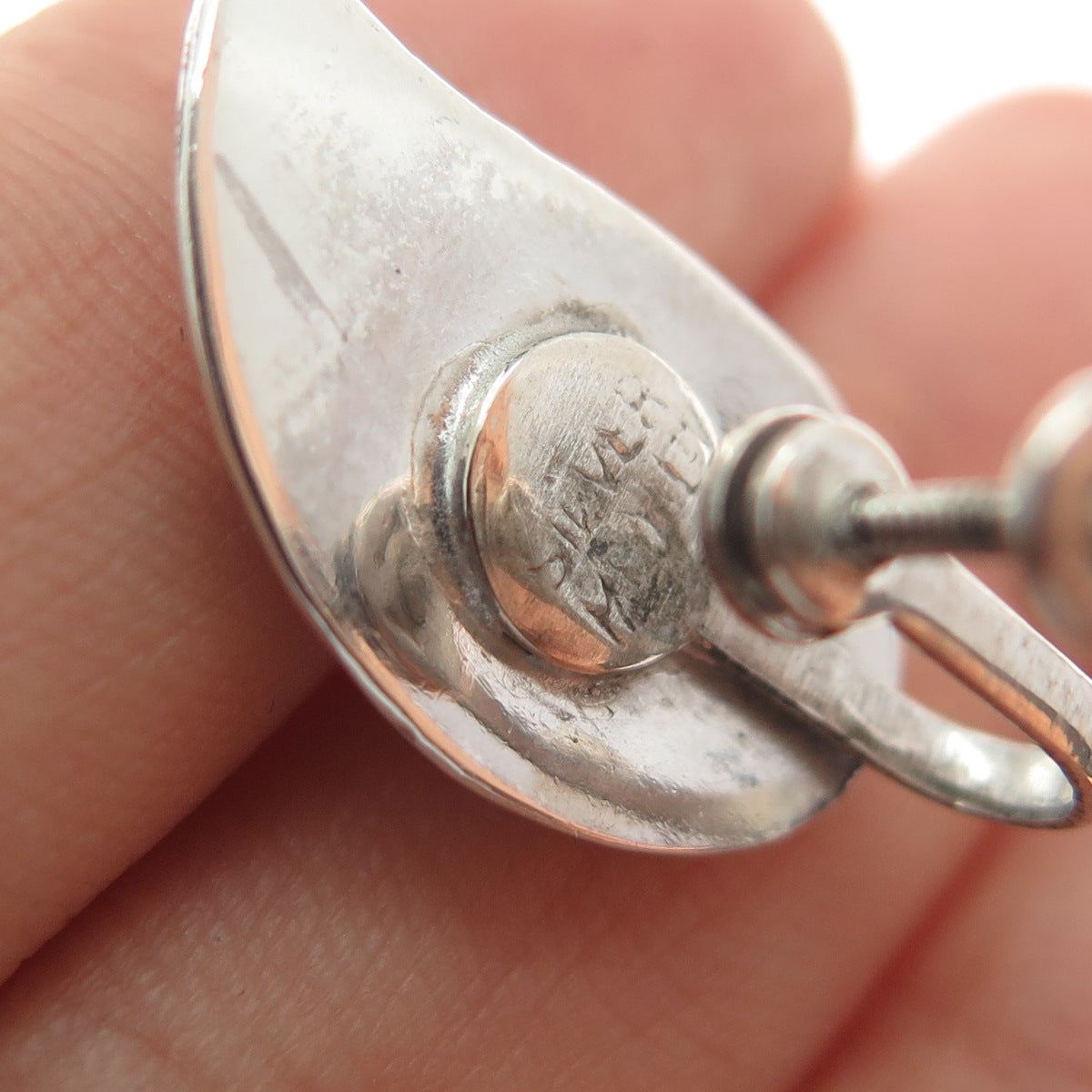 925 Sterling Silver Vintage Floral Leaf Modernist Screw Back Earrings