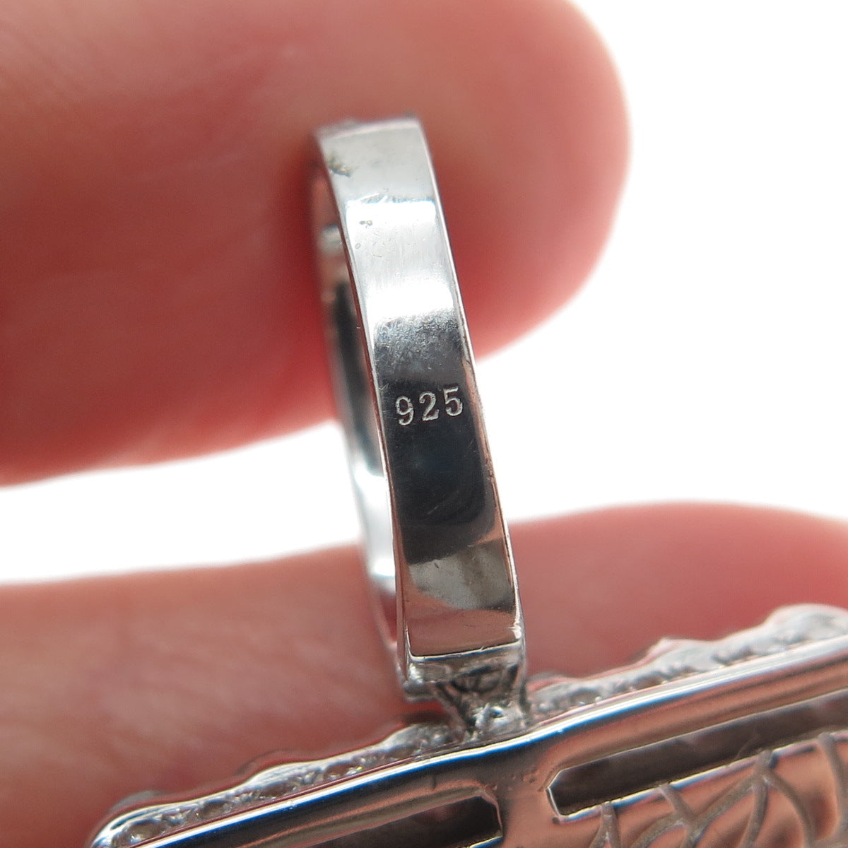 DESIGNS BY YAGI 925 Sterling Silver Round-Cut C Z Sparkle Pendant
