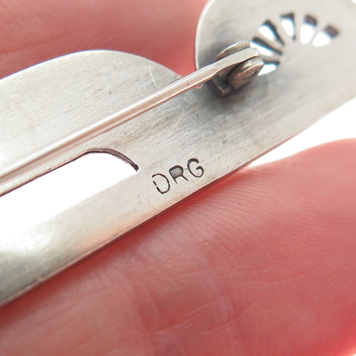 925 Sterling Silver Vintage DRG Modernist Oxidized Pin Brooch