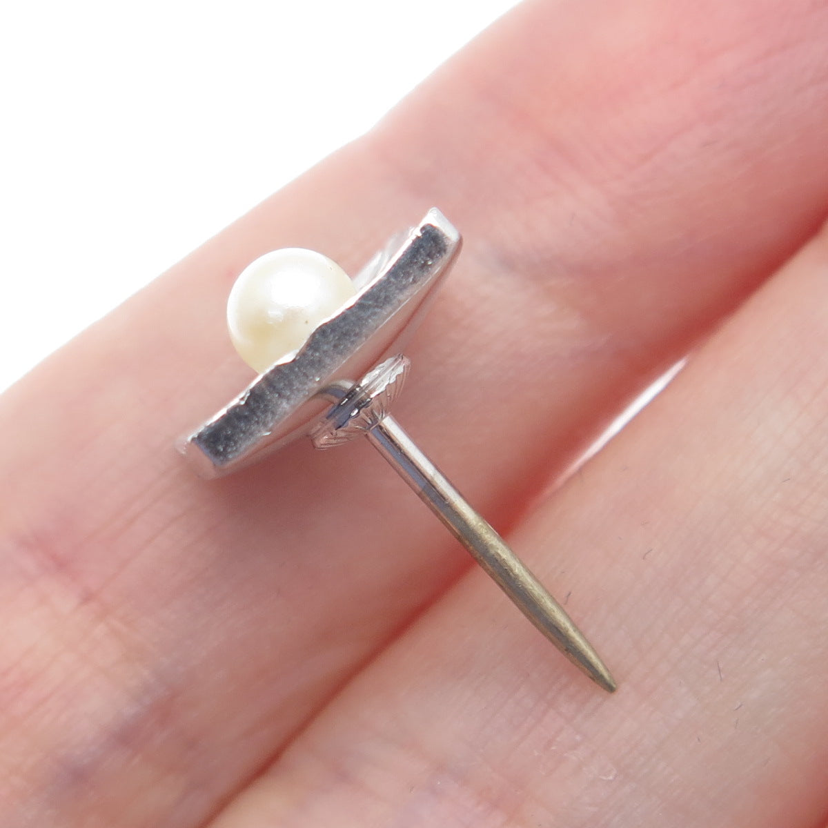 925 Sterling Silver Vintage Real Pearl Engraved Square Lapel Pin