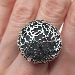925 Sterling Silver Vintage Modernist Teddy Bear Dome Oxidized Ring Size 8