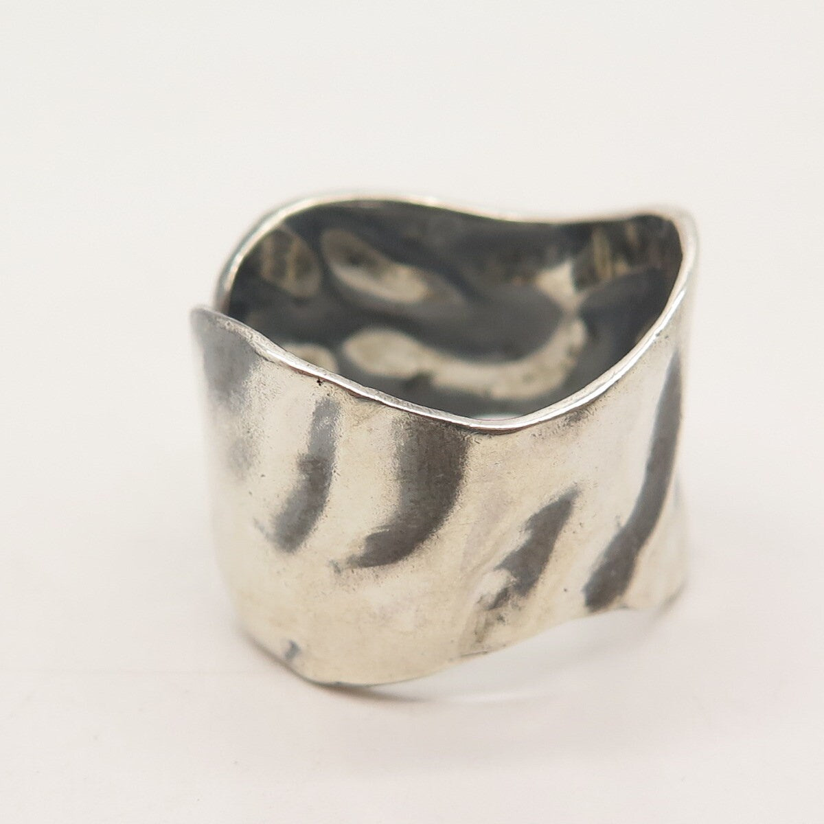 925 Sterling Silver Vintage Wrinkled Ring Size 12.25