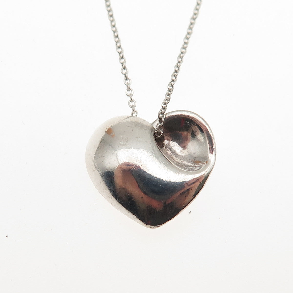 TIFFANY & CO. Sterling Silver Vintage Modernist Heart Cable Chain Necklace 16"