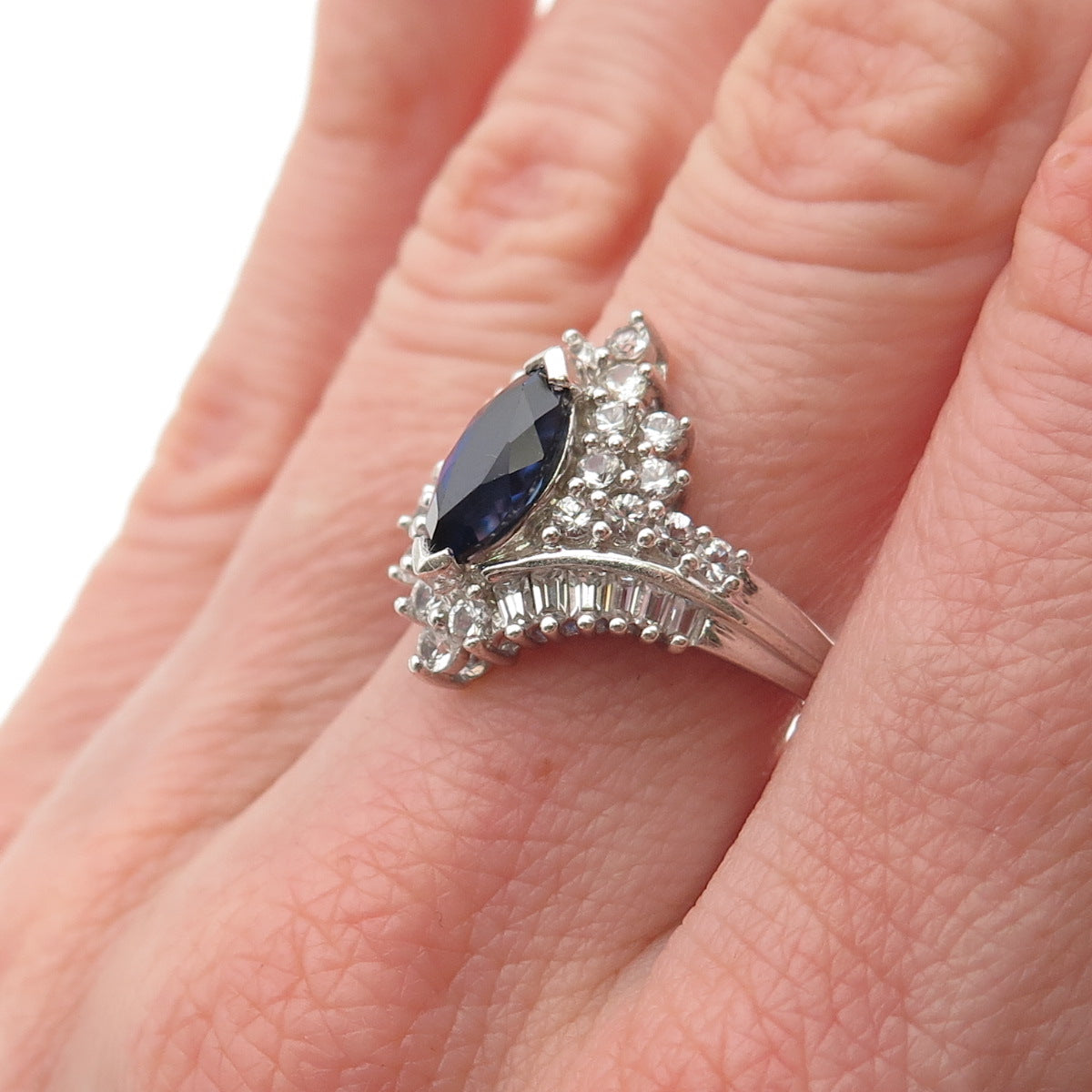 JH YOUNG 925 Sterling Silver Real White Topaz & Lab-Created Sapphire Ring Size 7