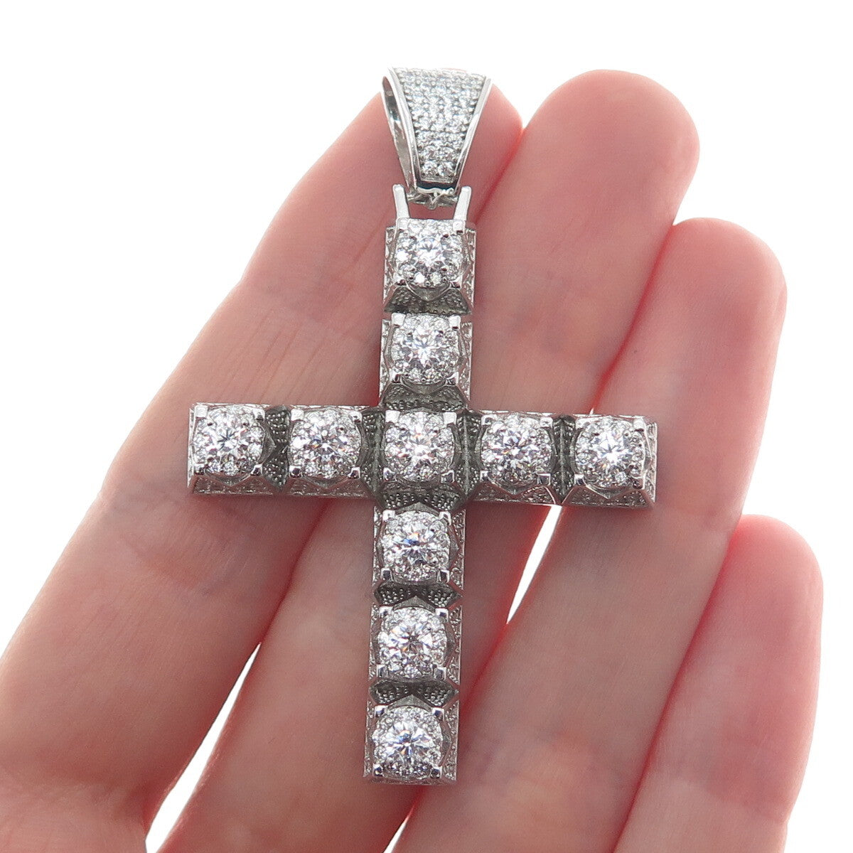 925 Sterling Silver Round-Cut C Z Cross Pendant