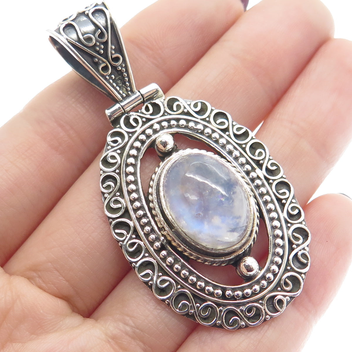 925 Sterling Silver Vintage Real Labradorite Gemstone Boho Ornate Pendant