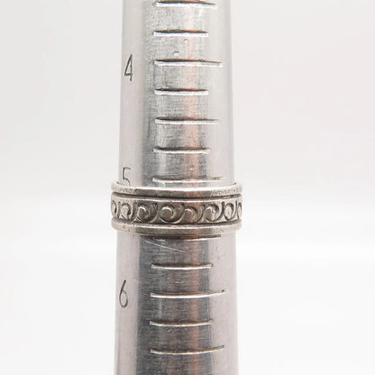 925 Sterling Silver Vintage Tribal Band Ring Size 5.5