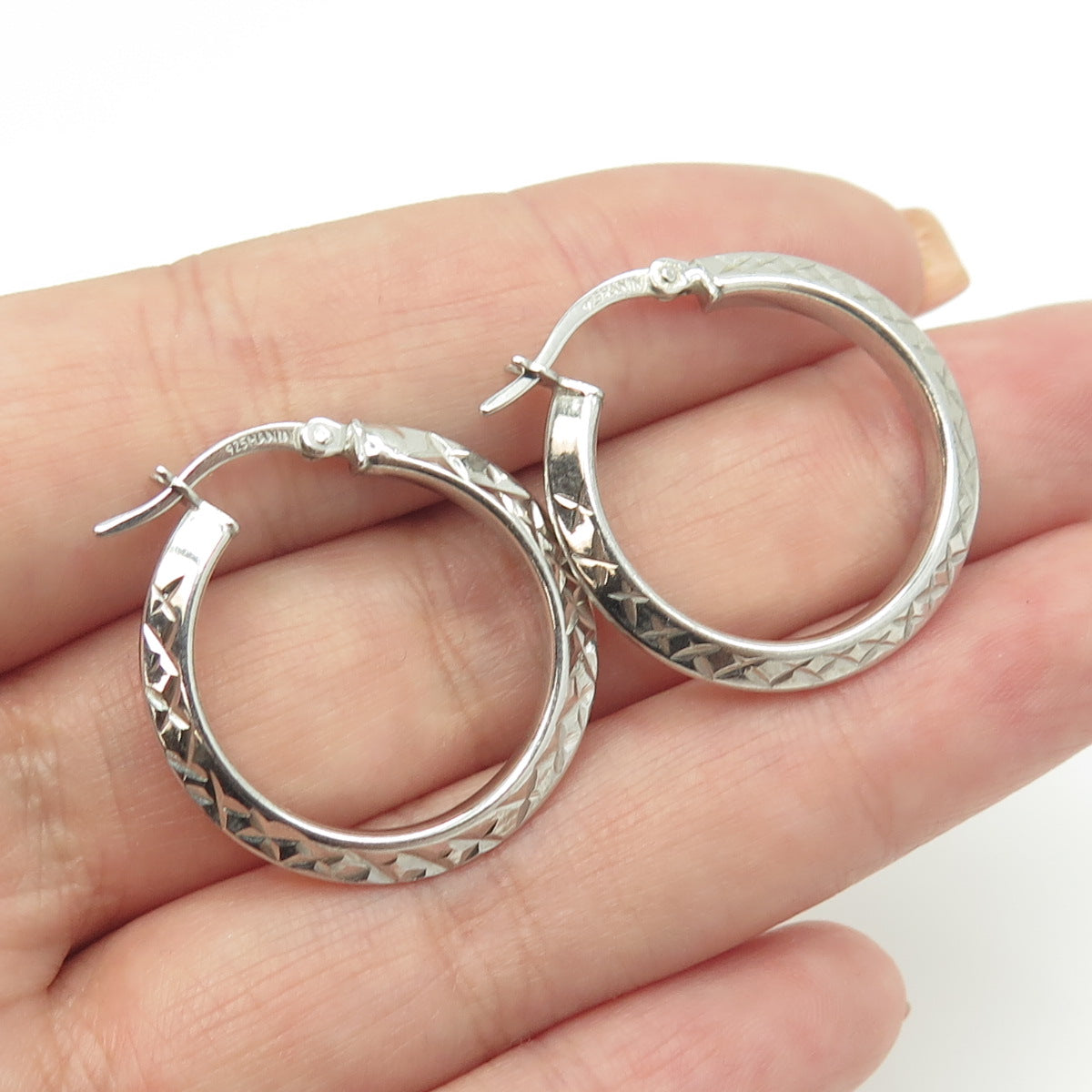 HAN 925 Sterling Silver Textured Knife Edge Hoop Earrings