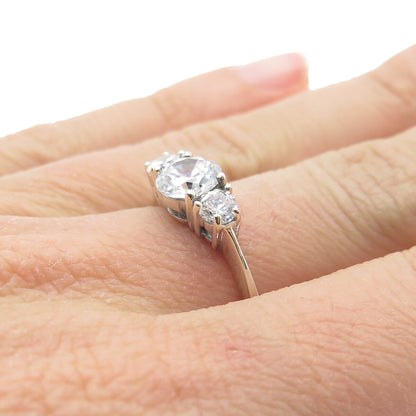 925 Sterling Silver Round-Cut Shaped C Z 3-Stone Ring Size 7