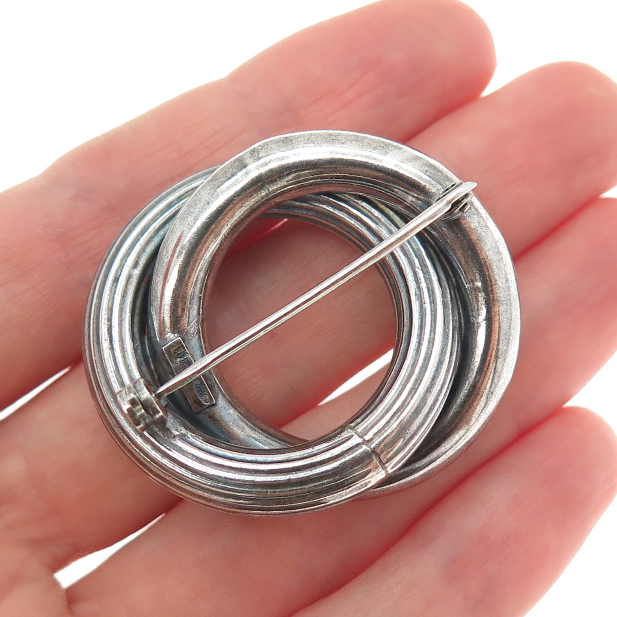 925 Sterling Silver Vintage Italy Interlocked Circle Oxidized Pin Brooch