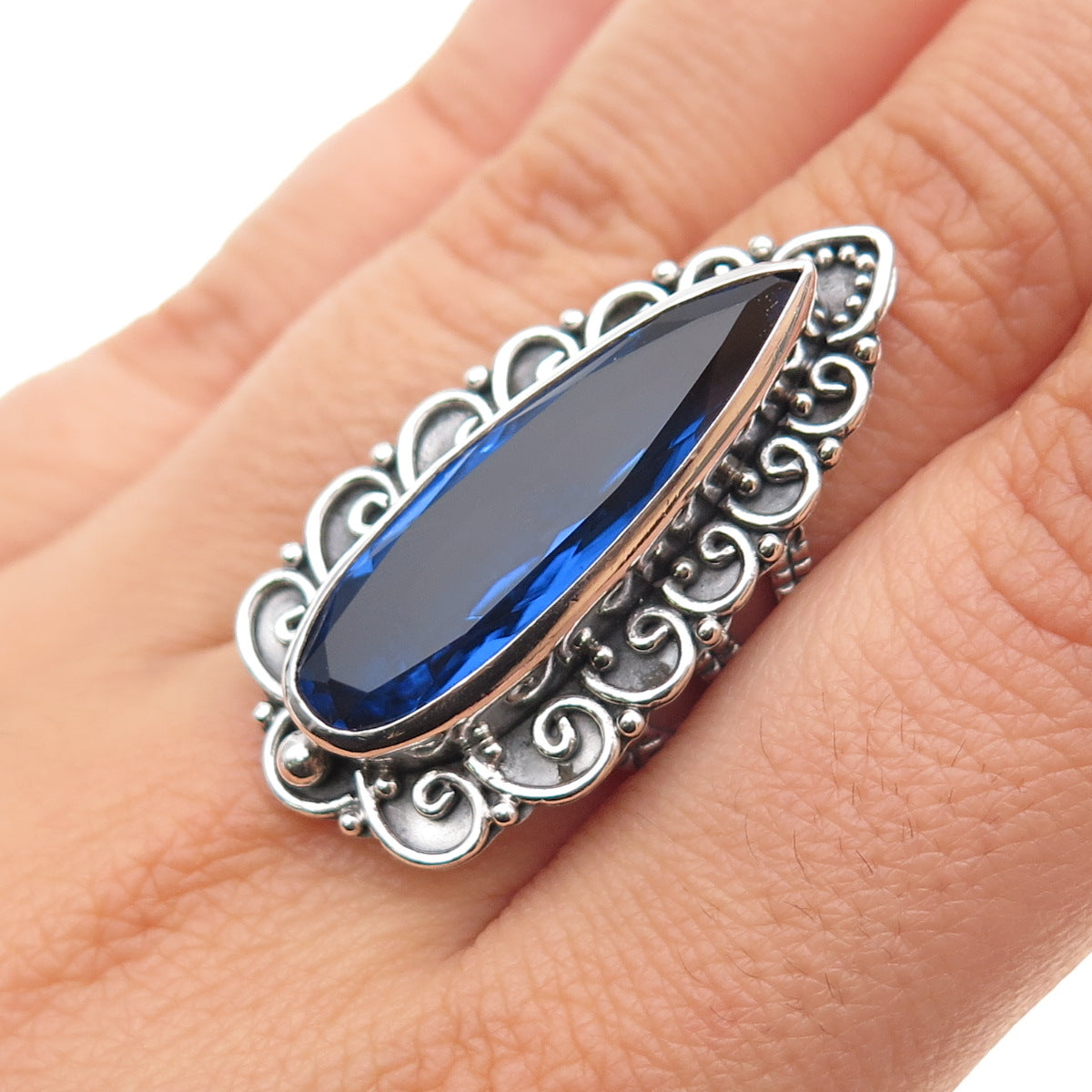 925 Sterling Silver Vintage Pear-Cut Blue C Z Swirl Oxidized Ring Size 7.5