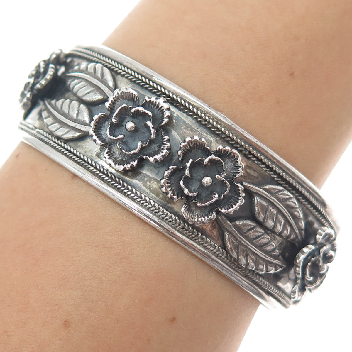 925 Sterling Silver Vintage MRF Flower Oxidized Adjustable Cuff Bracelet 7.25"