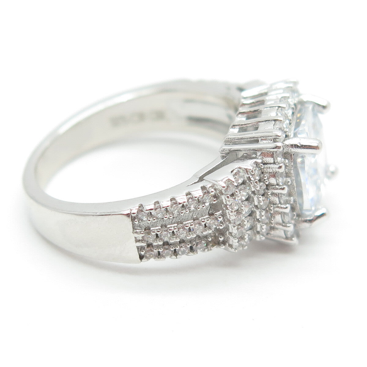 925 Sterling Silver Cushion & Round-Cut Shaped C Z Ring Size 6.25